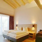 Jagdhof Hotel