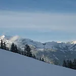 Jagdhof Szálloda